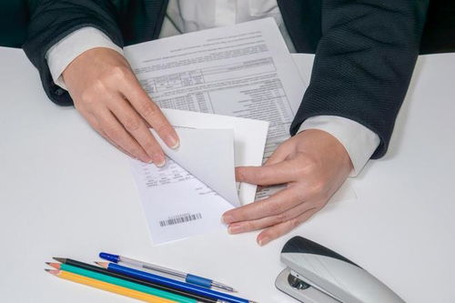 境外間諜利用信息咨詢服務滲透研究生，大量敏感信息遭竊取